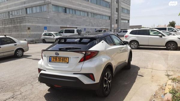 טויוטה C-HR Chic הייבריד אוט' 1.8 (98 כ"ס) בנזין 2020 למכירה בעכו