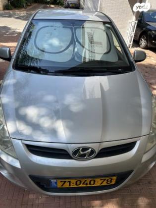 יונדאי i20 Inspire אוט' 1.4 (100 כ"ס) [2009-2015] בנזין 2012 למכירה בנס ציונה