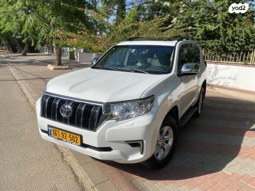 טויוטה לנד קרוזר קצר 4X4 Luxury אוט' דיזל 2.8 (177 כ"ס) דיזל 2020 למכירה בחולון