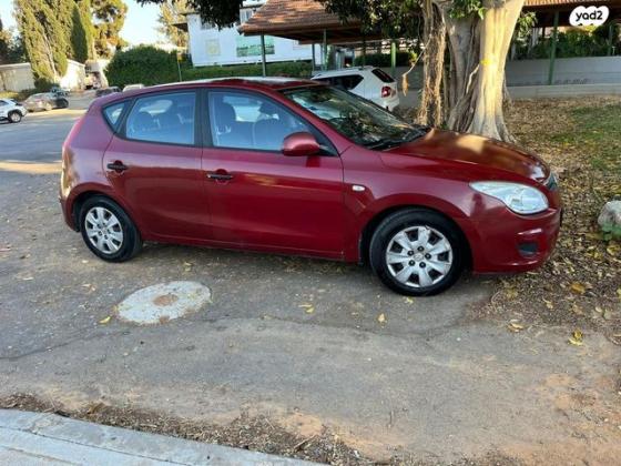 יונדאי i30 Inspire אוט' 1.6 (126 כ''ס) בנזין 2008 למכירה באומץ