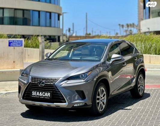 לקסוס NX NX300 Luxury אוט' 2.0 (238 כ''ס) בנזין 2021 למכירה בתל אביב יפו