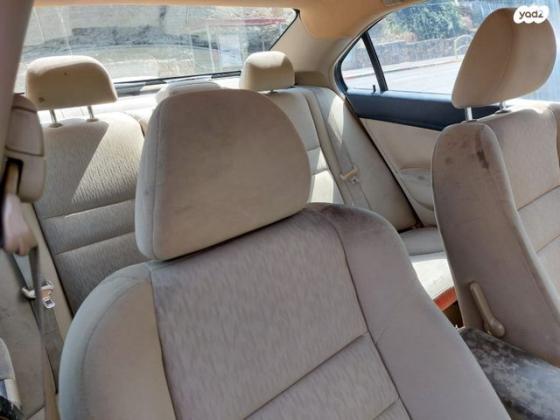 הונדה אקורד Comfort אוט' 2.0 (155 כ''ס) בנזין 2006 למכירה ברכסים