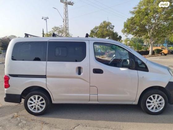 ניסאן NV200 Combi ידני דיזל 5 מק' 1.5 (90 כ''ס) דיזל 2018 למכירה ביבנה