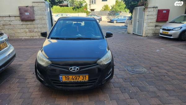 יונדאי i20 Insight אוט' 1.4 (100 כ"ס) בנזין 2014 למכירה במודיעין מכבים רעות