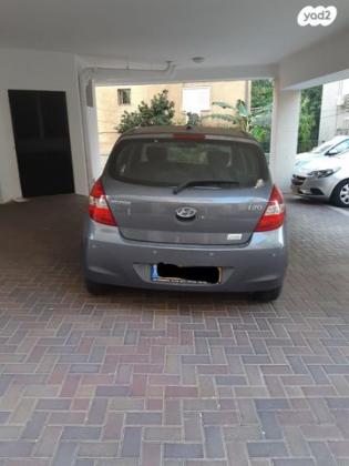 יונדאי i20 Instyle אוט' 1.4 (100 כ''ס) בנזין 2012 למכירה בחולון