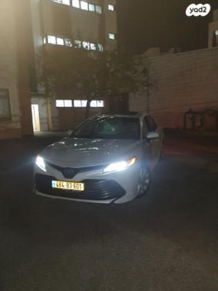 טויוטה קאמרי XLE הייבריד אוט' 2.5 (178 כ''ס) בנזין 2019 למכירה במודיעין עילית