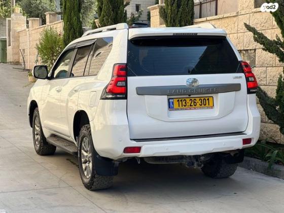 טויוטה לנד קרוזר ארוך 4X4 Luxury אוט' דיזל 7 מק' 2.8 (177 כ"ס) דיזל 2017 למכירה בריינה