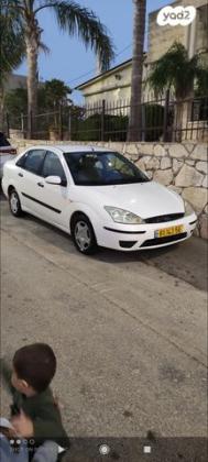 פורד פוקוס LX סדאן אוט' 1.6 (102 כ''ס) בנזין 2004 למכירה במעיליא