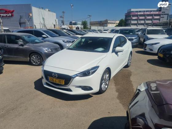 מאזדה j Sport סדאן אוט' 2.0 (165 כ"ס) בנזין 2018 למכירה בחיפה