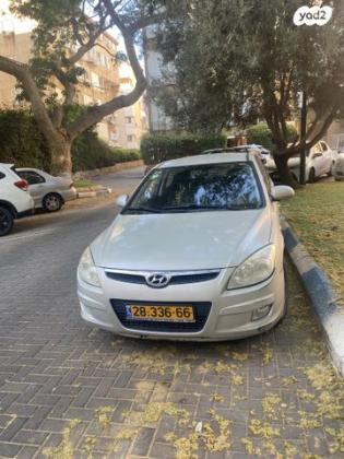 יונדאי i30 Premium אוט' 1.6 (126 כ''ס) בנזין 2008 למכירה בהרצליה