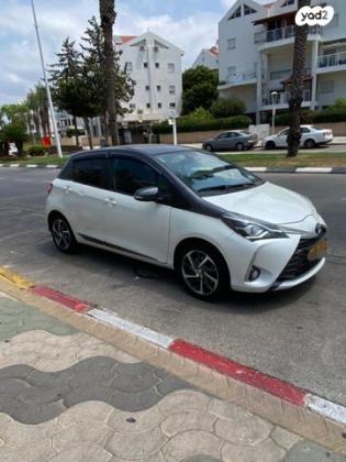 טויוטה יאריס Black Top אוט' 1.5 (112 כ"ס) בנזין 2019 למכירה בנהריה