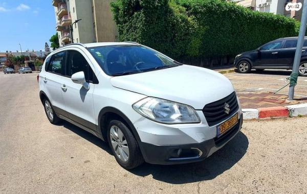 סוזוקי SX4 קרוסאובר GLX אוט' 1.6 (118 כ''ס) בנזין 2014 למכירה בקרית מוצקין