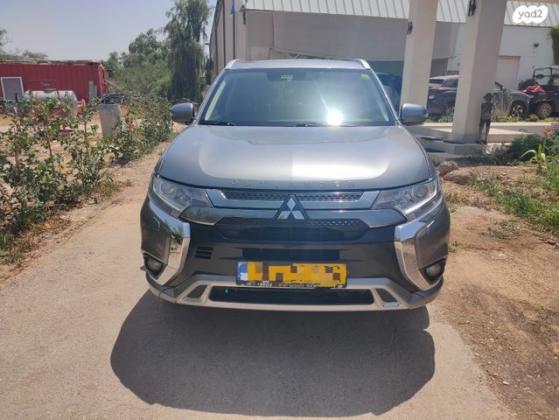 מיצובישי אאוטלנדר PHEV 4X4 Supreme הייבריד אוט' 5 מק' 2.4 (135 כ''ס) היברידי חשמל / בנזין 2020 למכירה בנעמי