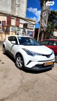 טויוטה C-HR Club הייבריד אוט' 1.8 (98 כ''ס) בנזין 2019 למכירה בחדרה