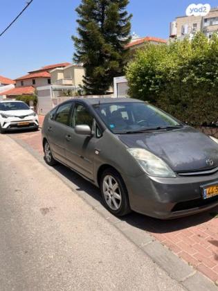 טויוטה פריוס Luxury הייבריד אוט' 1.5 (76 כ"ס) בנזין 2008 למכירה ברחובות