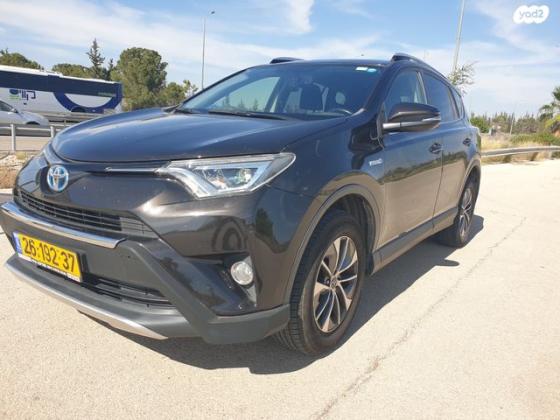 טויוטה RAV4 הייבריד Premium הייבריד אוט' 2.5 (155 כ''ס) בנזין 2016 למכירה במודיעין מכבים רעות