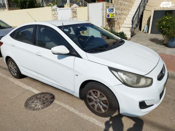 יונדאי i25 Inspire אוט' 1.6 (124 כ"ס) בנזין 2012 למכירה בזכרון יעקב