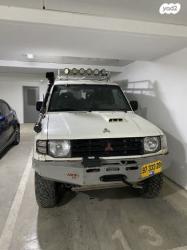 מיצובישי פג'רו ארוך 4X4 GLS אוט' דיזל 7 מק' 2.8 (125 כ''ס) דיזל 1999 