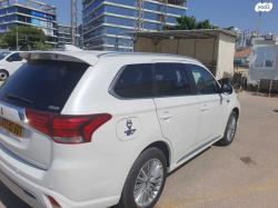 מיצובישי אאוטלנדר PHEV 4X4 Luxury הייבריד אוט' 5 מק' 2.4 (135 כ''ס) ה