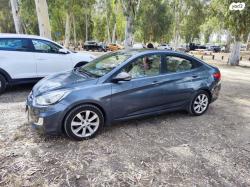 יונדאי i25 Premium אוט' 1.6 (124 כ"ס) בנזין 2011 למכירה בפתח תקווה