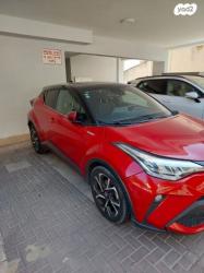 טויוטה C-HR Chic הייבריד אוט' 1.8 (98 כ"ס) בנזין 2020 למכירה בחיפה