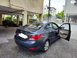 יונדאי i25 Premium אוט' 1.6 (124 כ"ס) בנזין 2011 למכירה בפתח תקווה