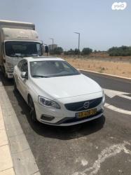 וולוו S60 T5 R-Design אוט' 2.0 (245 כ"ס) בנזין 2017 למכירה בתל אביב יפ