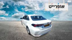 טויוטה קורולה הייבריד Sun סדאן אוט' 1.8 (98 כ''ס) דיזל 2020 למכי