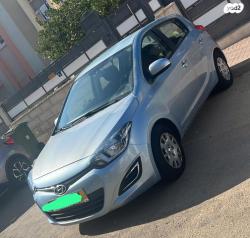 יונדאי i20 Insight אוט' 1.4 (100 כ"ס) בנזין 2013 למכירה בבאר שבע