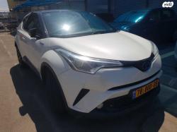 טויוטה C-HR Chic הייבריד אוט' 1.8 (98 כ"ס) בנזין 2017 למכירה בחיפה