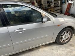 פורד פוקוס Ghia סדאן אוט' 1.6 (100 כ''ס) בנזין 2003 למכירה בזמרת