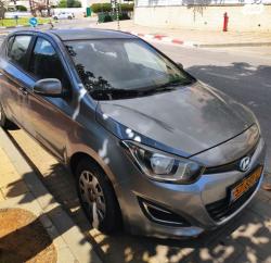 יונדאי i20 Insight ידני 1.2 (85 כ"ס) בנזין 2012 למכירה בתל אביב יפו