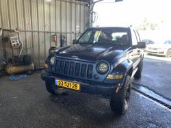 ג'יפ / Jeep ליברטי (עד 2013) 4X4 Limited אוט' 3.7 (204 כ''ס) [2005-2010] בנזין 