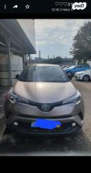 טויוטה C-HR Chic הייבריד אוט' 1.8 (98 כ"ס) בנזין 2019 למכירה בחיפה