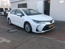 טויוטה קורולה הייבריד Executive סדאן אוט' 1.8 (122 כ''ס) בנזין 2019