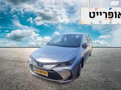 טויוטה קורולה הייבריד Sun סדאן אוט' 1.8 (98 כ''ס) בנזין 2019 למכ