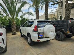 טויוטה לנד קרוזר קצר 4X4 Luxury SWB אוט' 3 דלתות דיזל 2.8 (204 כ''ס) 