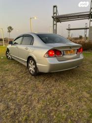 הונדה סיוויק סדאן החדשה LS אוט' 1.8 (140 כ''ס) בנזין 2007 למכירה