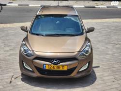 יונדאי i30 Inspire סטיישן אוט' 1.6 (135 כ"ס) בנזין 2013 למכירה בבאר 