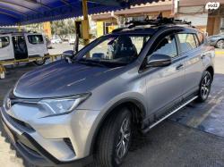 טויוטה RAV4 ארוך 4X4 GLI MC אוט' 2.0 (152 כ"ס) בנזין 2018 למכירה בפתח 