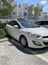 יונדאי i30 Premium אוט' 1.6 (135 כ''ס) בנזין 2012 למכירה בראש העין