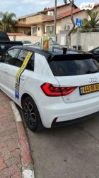 אאודי A1 Sportback Style Comfort אוט' 1.0 (110 כ''ס) בנזין 2021 למכירה ביבנ