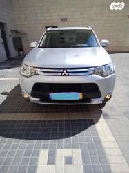 מיצובישי אאוטלנדר 4X4 Elite אוט' 7 מק' 2.0 (150 כ"ס) [2015 ואילך] בנז