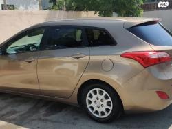 יונדאי i30 Inspire סטיישן אוט' 1.6 (135 כ"ס) בנזין 2013 למכירה בבאר 