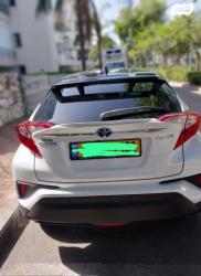 טויוטה C-HR Chic הייבריד אוט' 1.8 (98 כ"ס) בנזין 2019 למכירה בקרית