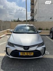 טויוטה קורולה הייבריד Limited סדאן אוט' 1.8 (98 כ''ס) בנזין 2020 ל