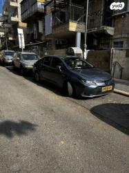 טויוטה קורולה הייבריד Sun סדאן אוט' 1.8 (98 כ''ס) בנזין 2019 למכ