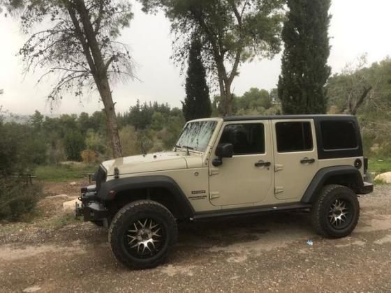 ג'יפ / Jeep רנגלר ארוך 4X4 Unlimited Sport אוט' 3.6 (280 כ''ס) ק'-2 בנזין 2018 למכירה בהוד השרון