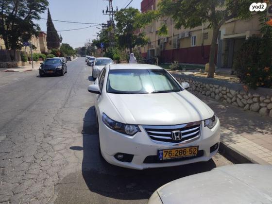 הונדה אקורד Luxury אוט' 2.0 (156 כ''ס) בנזין 2014 למכירה בדימונה