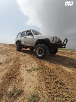 ג'יפ / Jeep צ'ירוקי 4X4 Sport אוט' 4.0 (176 כ''ס) בנזין 1999 למכירה בחולון